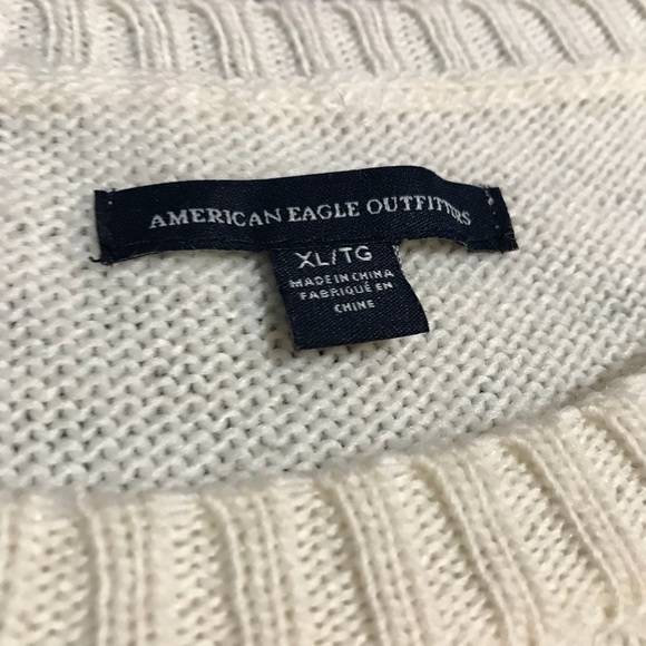 Cozy Aztec Print American Eagle Sweater - Picture 4 of 4